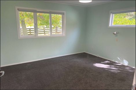 Photo of property in 16 Hull Road, Waitoki, Kaukapakapa, 0871