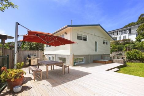 Photo of property in 20 Oak Avenue, Paremata, Porirua, 5024