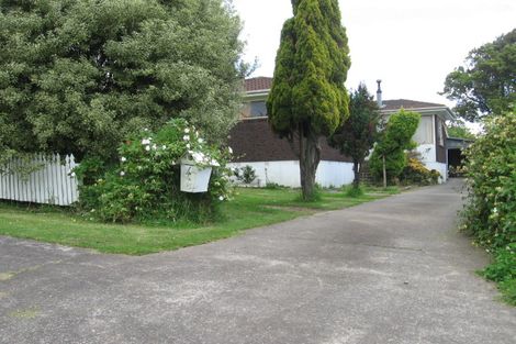 Photo of property in 4 Caringbah Drive, Papatoetoe, Auckland, 2025