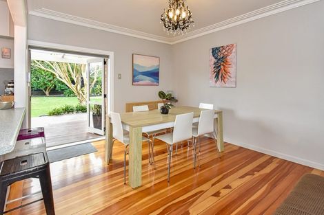 Photo of property in 41 Youngs Road, Papakura, 2110