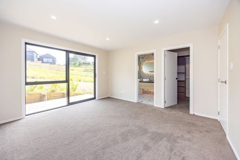 Photo of property in 30 Awanui Road, Red Beach, 0932