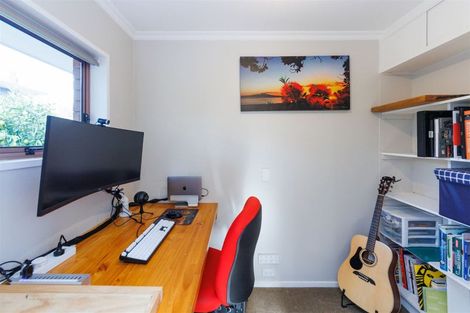 Photo of property in 15 Long Melford Road, Awapuni, Palmerston North, 4412