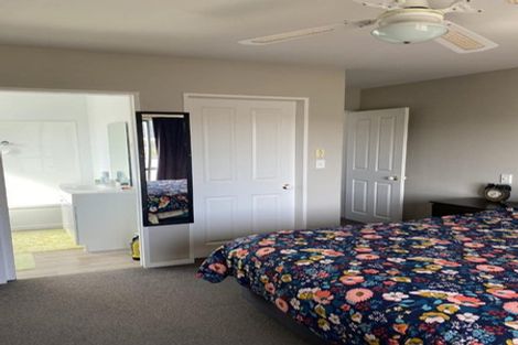 Photo of property in 74 Samwell Drive, Whitby, Porirua, 5024