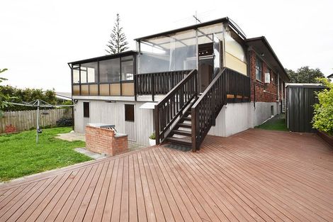 Photo of property in 26 Jaemont Avenue, Te Atatu South, Auckland, 0610