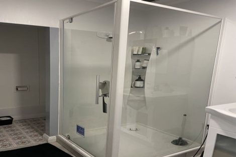 Photo of property in 106 Khandallah Road, Khandallah, Wellington, 6035