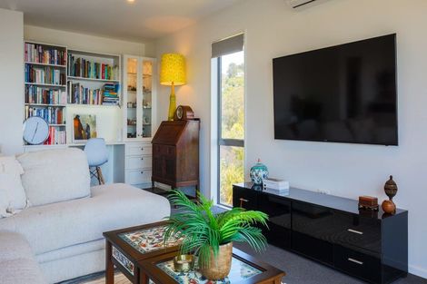 Photo of property in 31 Soleares Avenue, Mount Pleasant, Christchurch, 8081