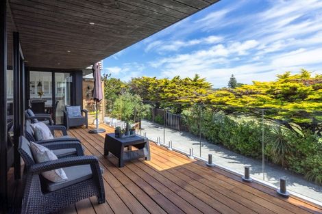 Photo of property in 16 Whyte Street, Paraparaumu Beach, Paraparaumu, 5032