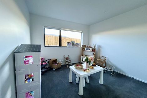 Photo of property in 25 Paihere Street, Huapai, Kumeu, 0810