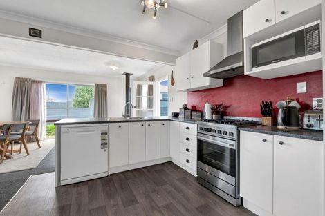 Photo of property in 140 Miranda Street, Stratford, 4332