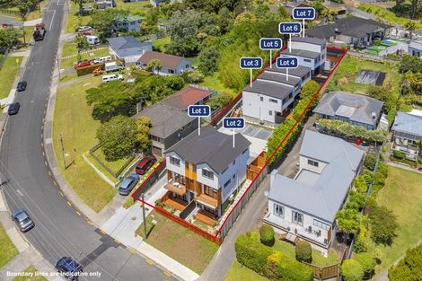 Photo of property in 4/10 Alexander Avenue, Torbay, Auckland, 0630