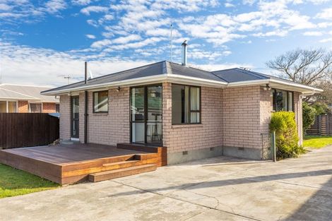 Photo of property in 6 Blossomdale Place, Bishopdale, Christchurch, 8053