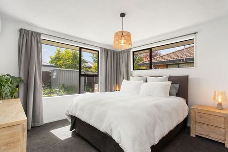 Photo of property in 2/42 Briarmont Street, Avondale, Christchurch, 8061
