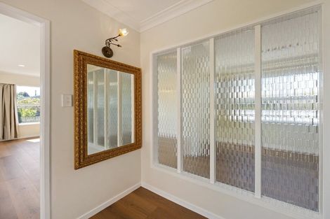 Photo of property in 13 Regent Street, Silverdale, Hamilton, 3216