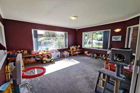 Photo of property in 10 Cressida Close, Rolleston, 7614