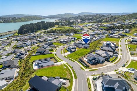 Photo of property in 37a Waitaria Terrace, Aotea, Porirua, 5024