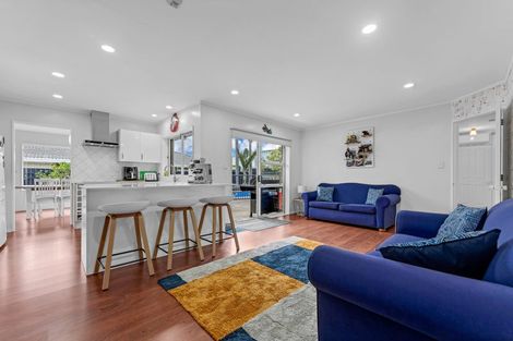 Photo of property in 45 Brylee Drive, Conifer Grove, Takanini, 2112