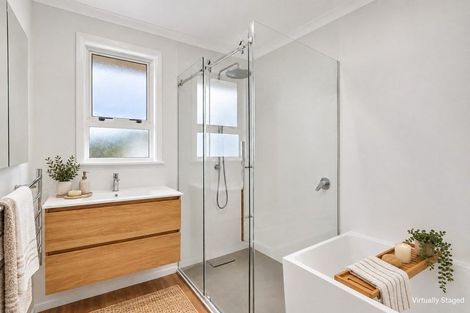 Photo of property in 58 Reid Avenue, Hawera, 4610