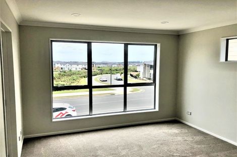 Photo of property in 60 Hikuawa Road, Flat Bush, Auckland, 2019