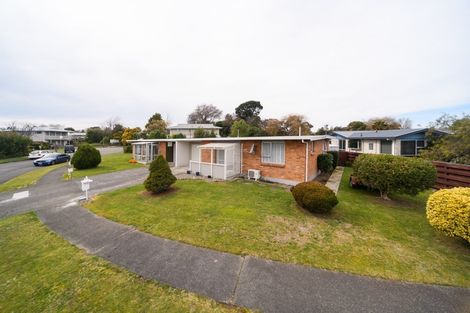 Photo of property in 73 Fairview Avenue, Feilding, 4702