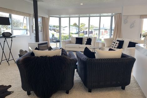 Photo of property in 165 Hall Street, Hokitika, 7810