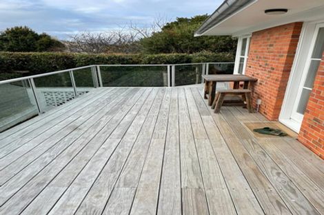 Photo of property in 4/20 Seaview Road, Castor Bay, Auckland, 0620