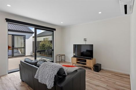 Photo of property in 16 Wimbledon Lane, Halswell, Christchurch, 8025