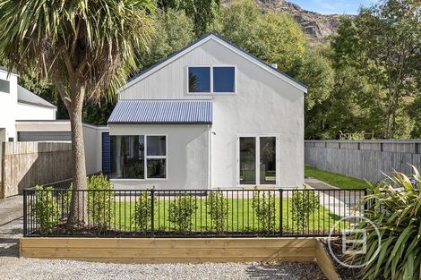Photo of property in 28b Kawarau Place, Frankton, Queenstown, 9300
