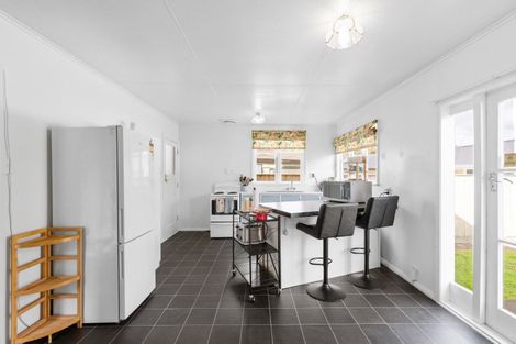 Photo of property in 29 Windsor Street, Terrace End, Palmerston North, 4410