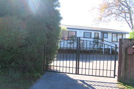 Photo of property in 1/449 East Coast Road, Mairangi Bay, Auckland, 0630