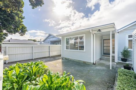 Photo of property in 3 Malone Road, Waterloo, Lower Hutt, 5011