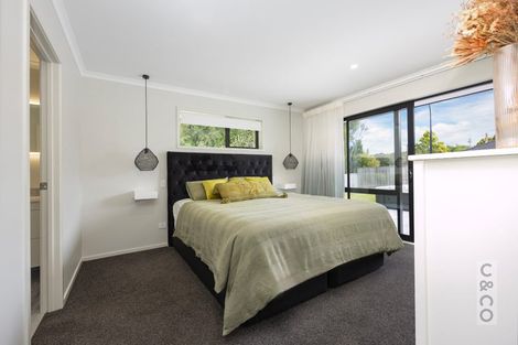 Photo of property in 28 Leebank Crescent, Riverhead, 0820