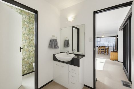 Photo of property in 68a Rama Crescent, Khandallah, Wellington, 6035