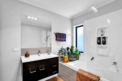 Photo of property in 3 Tangaroa Street, Waitara, 4320