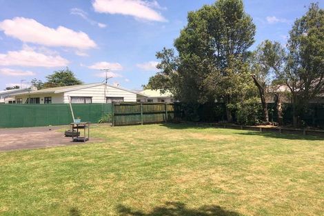 Photo of property in 2/2 Kelvin Road, Papakura, 2110