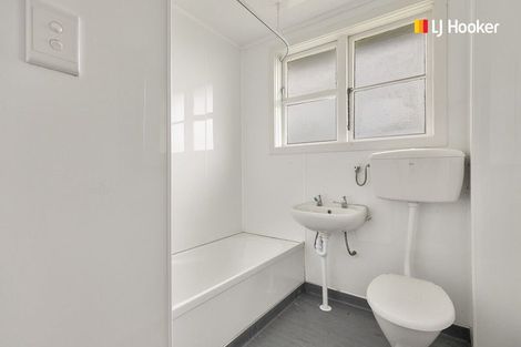 Photo of property in 82 Panmure Avenue, Calton Hill, Dunedin, 9012