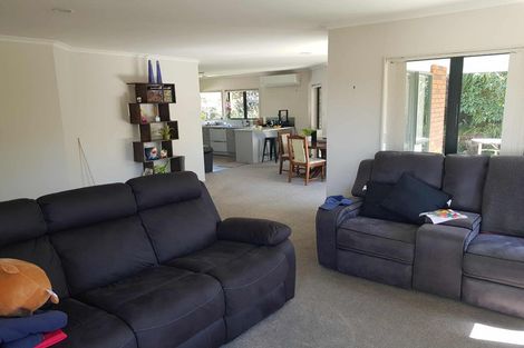 Photo of property in 38 Fairview Place, Te Puke, 3119