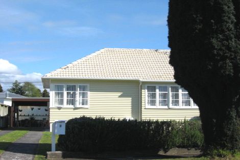 Photo of property in 9 Clovelly Street, Brooklands, New Plymouth, 4310