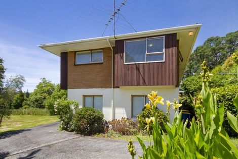Photo of property in 1/2 Sylvan Avenue, Northcote, Auckland, 0627
