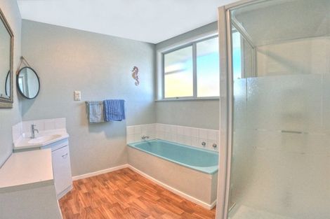 Photo of property in 452 Halswell Road, Halswell, Christchurch, 8025