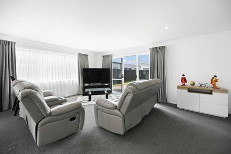 Photo of property in 2 Jobe Road, Chartwell, Hamilton, 3210