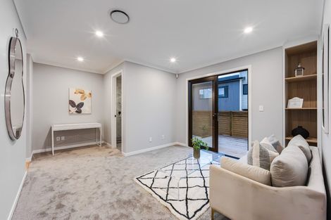 Photo of property in 49 Kumukumu Road, Long Bay, Auckland, 0630