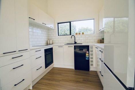 Photo of property in 27 Cutten Street, South Dunedin, Dunedin, 9012