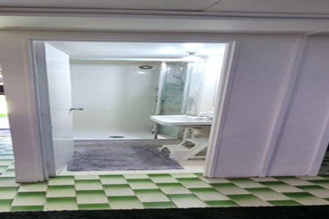 Photo of property in 9 Velma Road, Hillcrest, Auckland, 0627