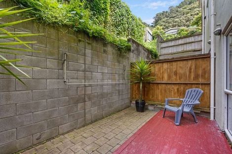 Photo of property in 12/5 Malcolm Lane, Thorndon, Wellington, 6011