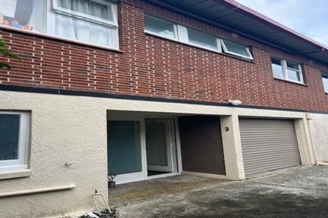 Photo of property in 3/5 Braemar Road, Castor Bay, Auckland, 0620