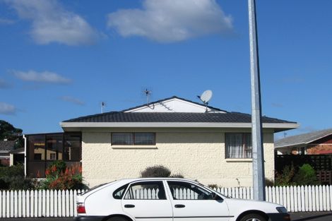 Photo of property in 2/29 Coronation Road, Papatoetoe, Auckland, 2025