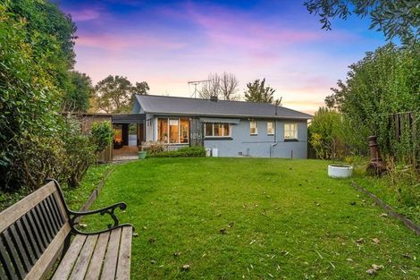 Photo of property in 16 Forrest Hill Road, Forrest Hill, Auckland, 0620