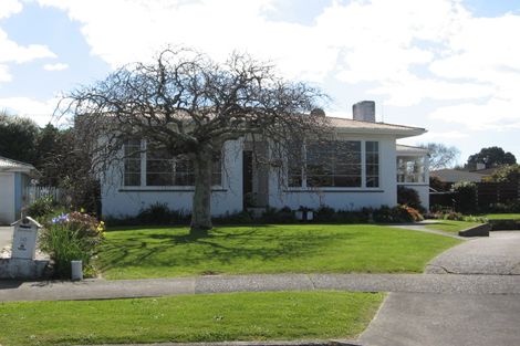 Photo of property in 11 Strathmore Place, Awapuni, Palmerston North, 4412