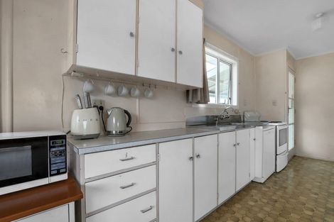 Photo of property in 20 George Street, Waiuku, 2123