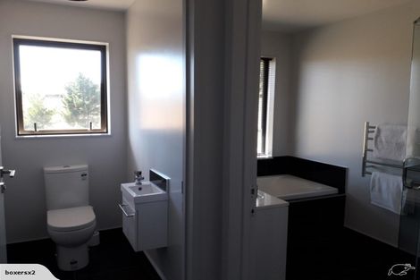 Photo of property in 30 Westmere Drive, Tasman, Upper Moutere, 7173